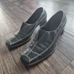 Elegant Blue Black Square Toe Block Heel 6B